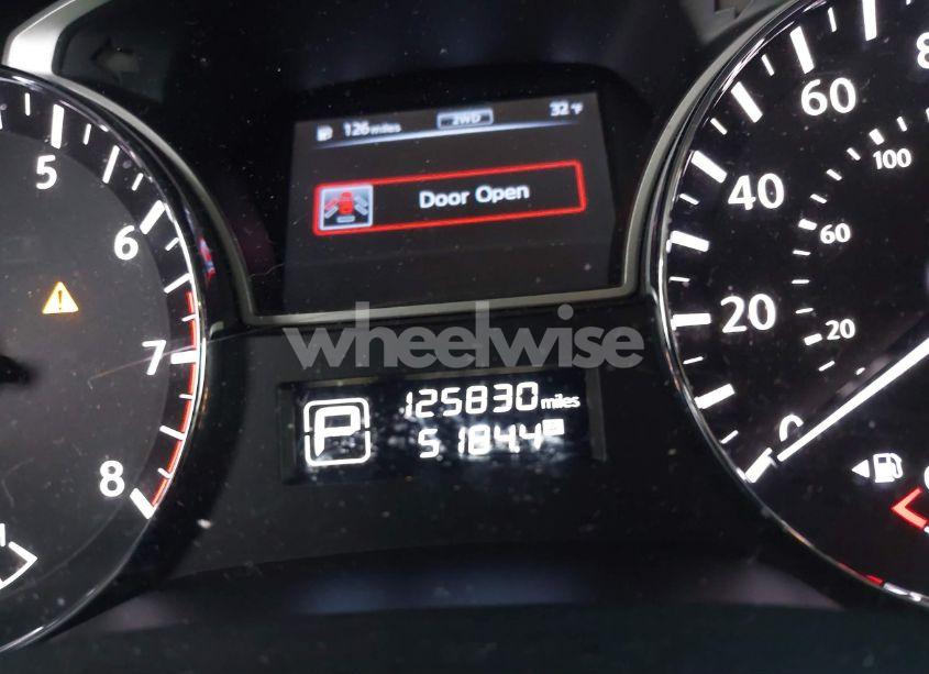 Photo 15 of 2014 Nissan Pathfinder SV (VIN 5N1AR2MM8EC666107)