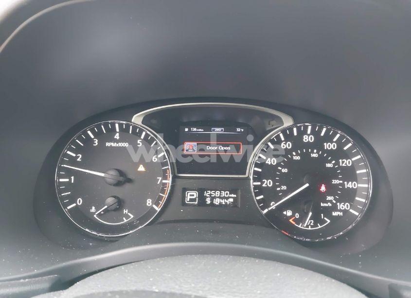 Photo 7 of 2014 Nissan Pathfinder SV (VIN 5N1AR2MM8EC666107)