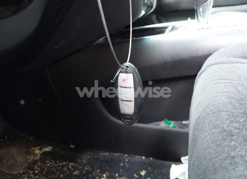 Photo 11 of 2014 Nissan Pathfinder SV (VIN 5N1AR2MM8EC695848)