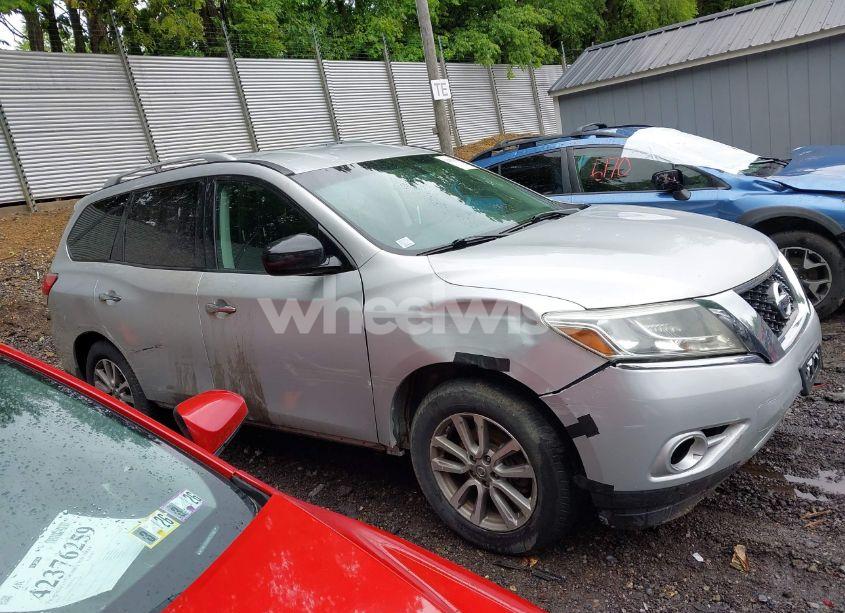 Photo 13 of 2014 Nissan Pathfinder SV (VIN 5N1AR2MM8EC695848)
