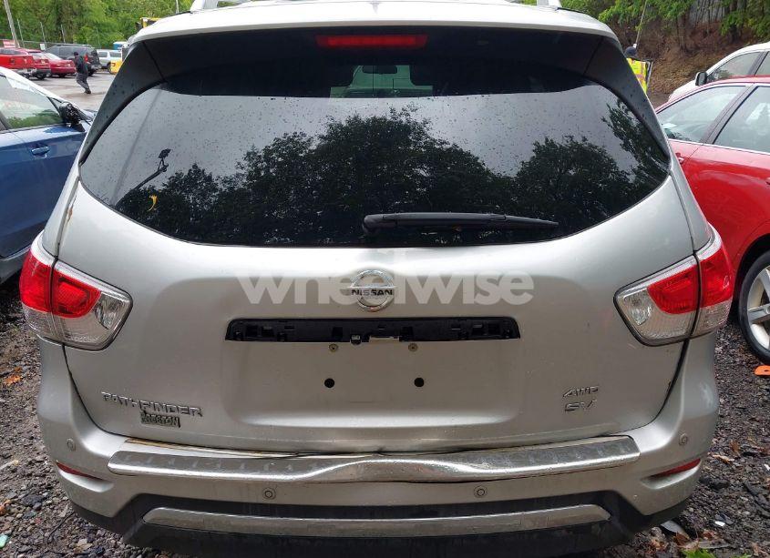 Photo 16 of 2014 Nissan Pathfinder SV (VIN 5N1AR2MM8EC695848)