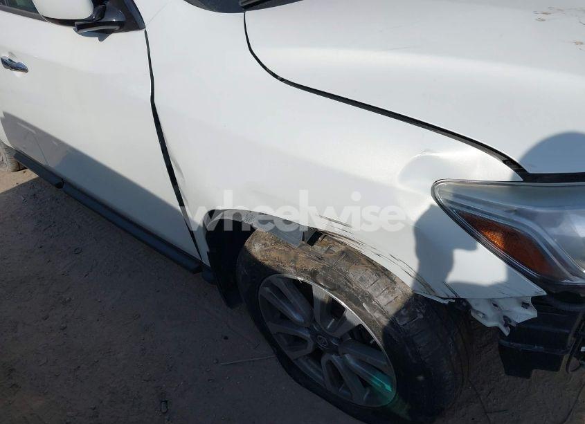 Photo 12 of 2014 Nissan Pathfinder SV (VIN 5N1AR2MM8EC727844)