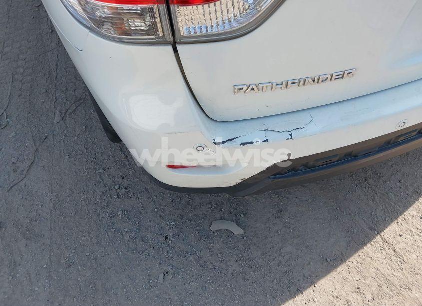 Photo 15 of 2014 Nissan Pathfinder SV (VIN 5N1AR2MM8EC727844)