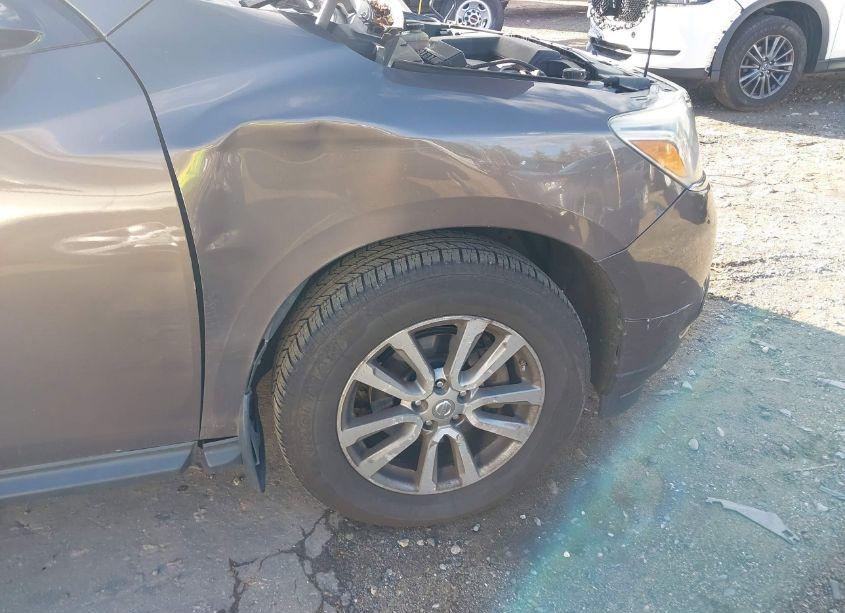 Photo 18 of 2015 Nissan Pathfinder S (VIN 5N1AR2MM8FC616602)