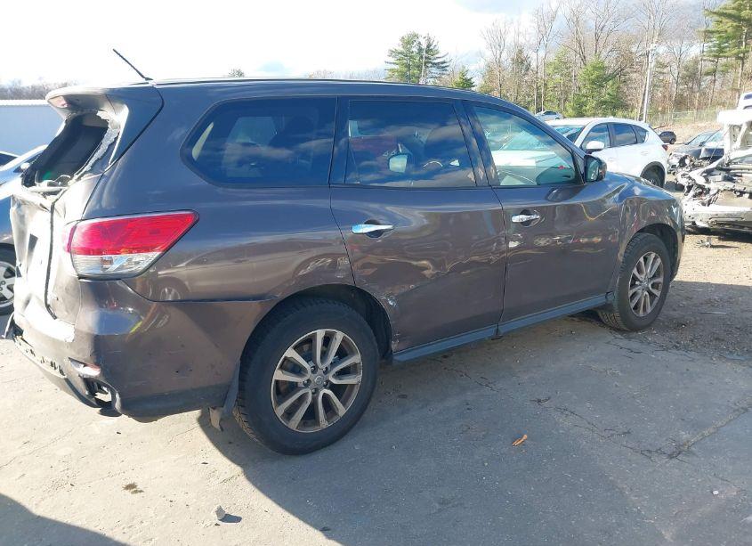 Photo 4 of 2015 Nissan Pathfinder S (VIN 5N1AR2MM8FC616602)