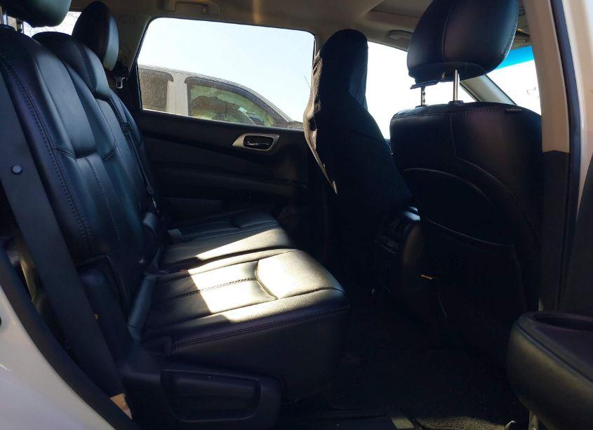 Photo 8 of 2015 Nissan Pathfinder SL (VIN 5N1AR2MM8FC627373)