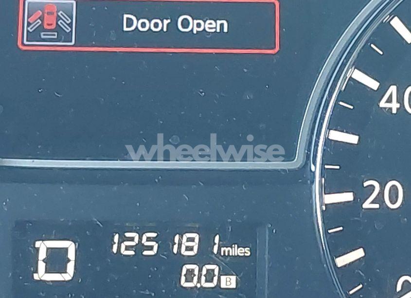 Photo 15 of 2015 Nissan Pathfinder S (VIN 5N1AR2MM8FC642763)