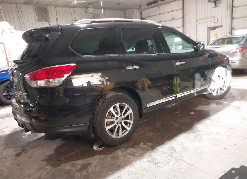 Photo 4 of 2015 Nissan Pathfinder SL (VIN 5N1AR2MM8FC685676)