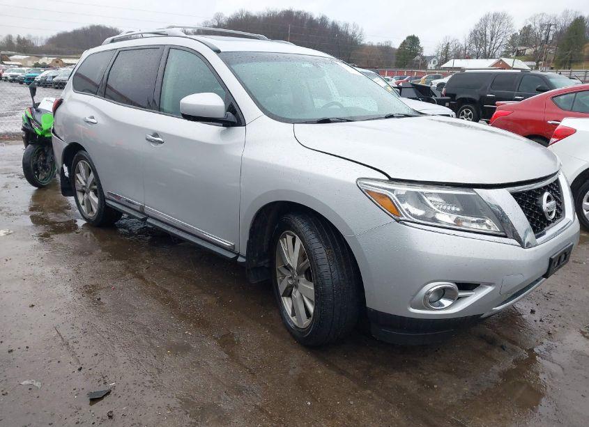 2015 Nissan Pathfinder PLATINUM (VIN 5N1AR2MM8FC708941) main photo