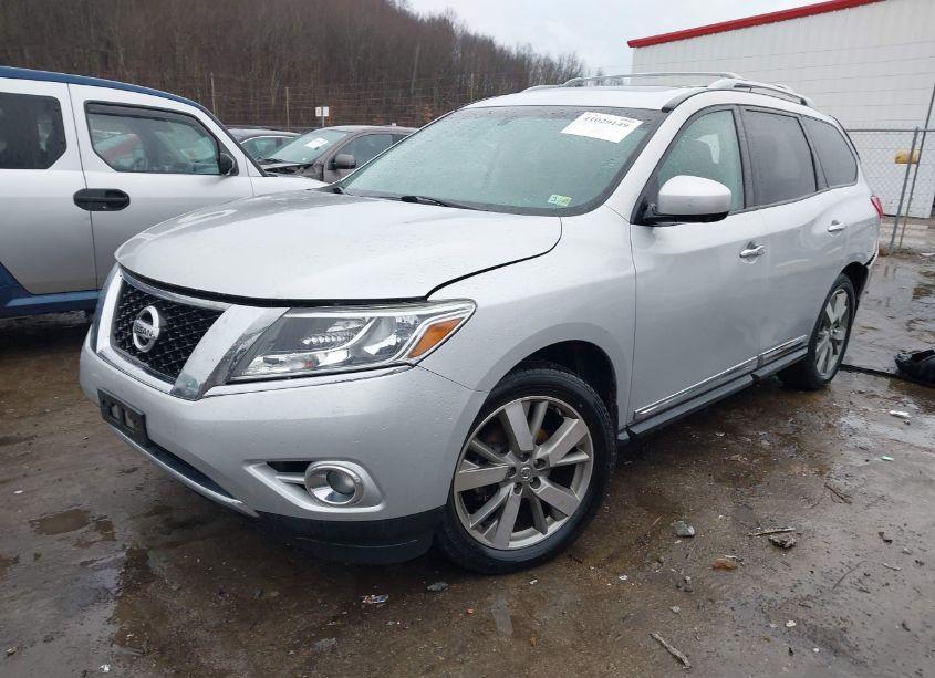 Photo 2 of 2015 Nissan Pathfinder PLATINUM (VIN 5N1AR2MM8FC708941)