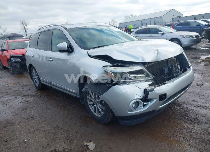 2015 Nissan Pathfinder SL (VIN 5N1AR2MM8FC711631) main photo