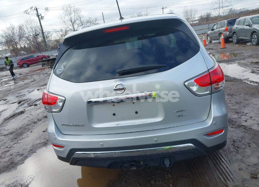 Photo 16 of 2015 Nissan Pathfinder SL (VIN 5N1AR2MM8FC711631)