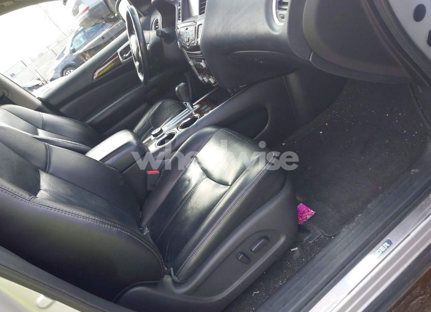 Photo 5 of 2015 Nissan Pathfinder SL (VIN 5N1AR2MM8FC711631)