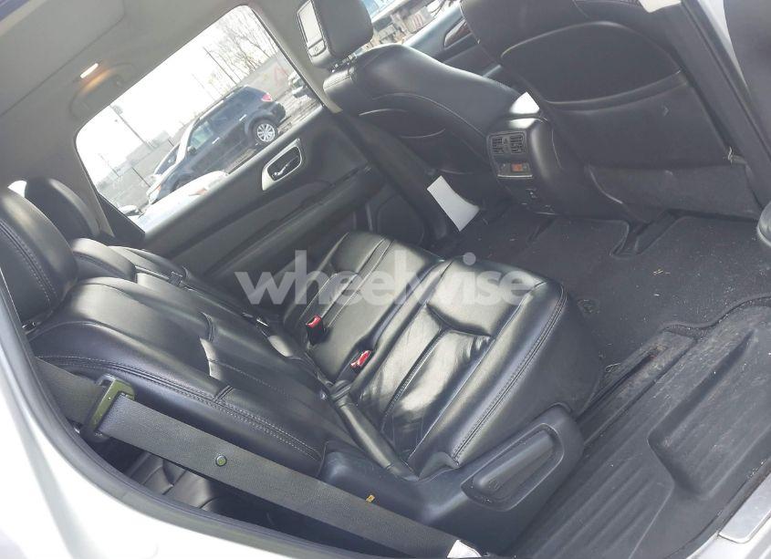 Photo 8 of 2015 Nissan Pathfinder SL (VIN 5N1AR2MM8FC711631)