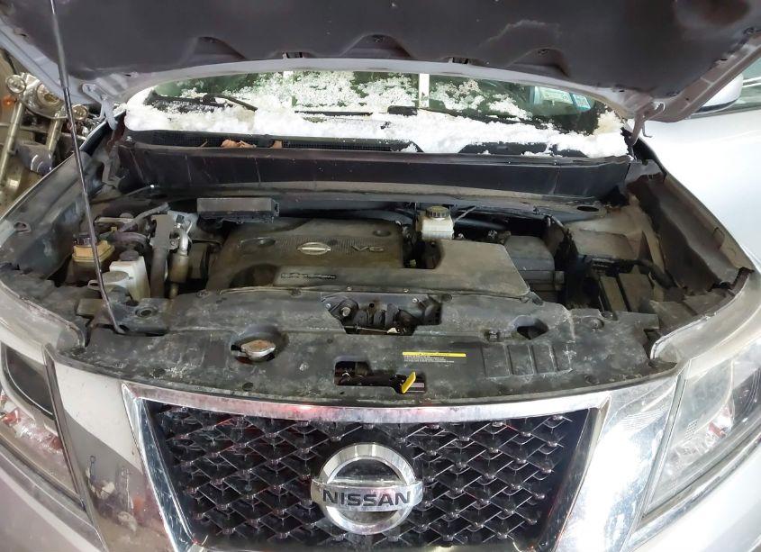 Photo 10 of 2016 Nissan Pathfinder SV (VIN 5N1AR2MM8GC614950)