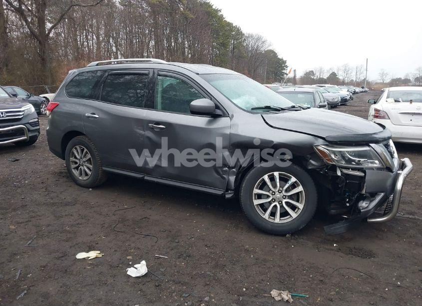 Photo 14 of 2016 Nissan Pathfinder PLATINUM/S/SL/SV (VIN 5N1AR2MM8GC640450)