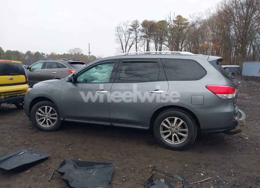 Photo 15 of 2016 Nissan Pathfinder PLATINUM/S/SL/SV (VIN 5N1AR2MM8GC640450)