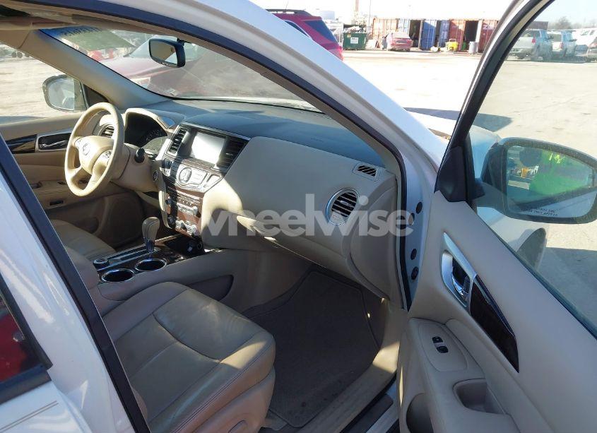 Photo 5 of 2013 Nissan Pathfinder SL (VIN 5N1AR2MM9DC603841)