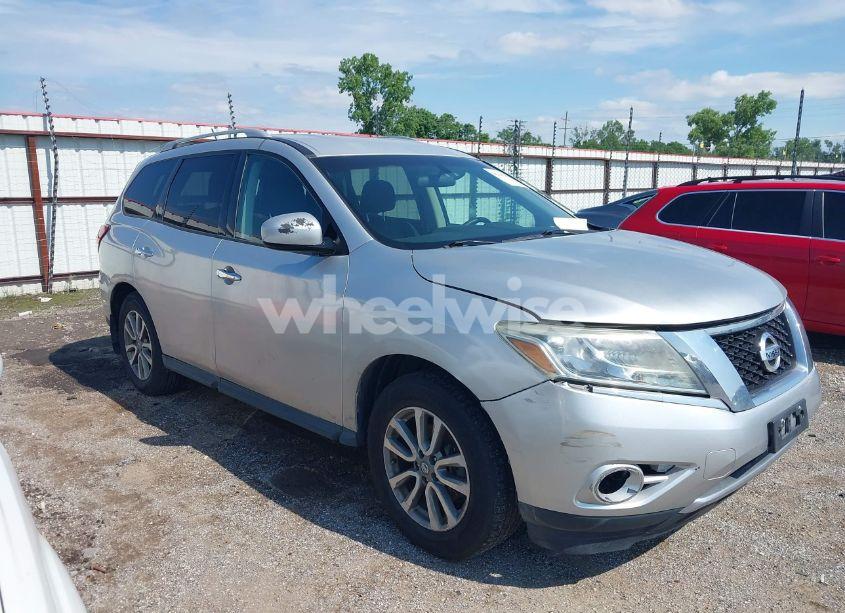 2013 Nissan Pathfinder SV (VIN 5N1AR2MM9DC607050) main photo