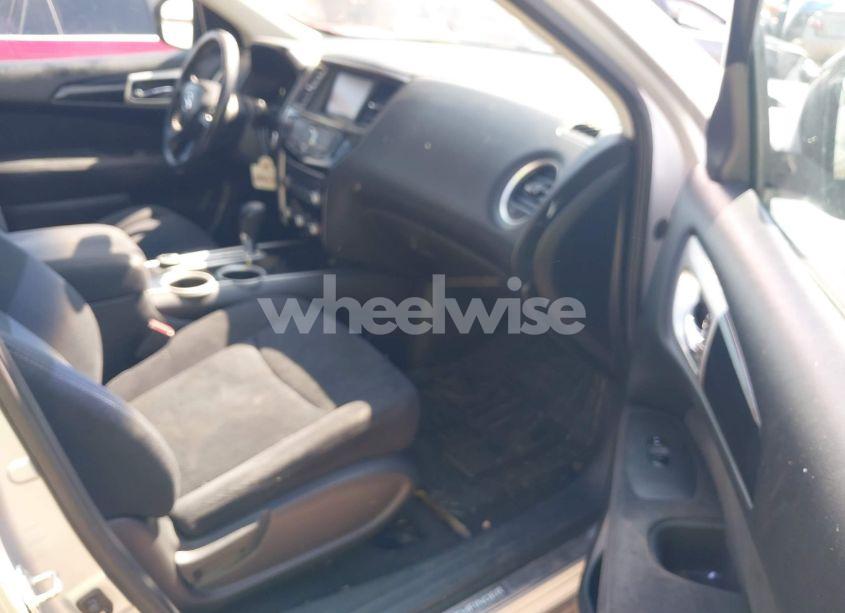 Photo 5 of 2013 Nissan Pathfinder SV (VIN 5N1AR2MM9DC607050)