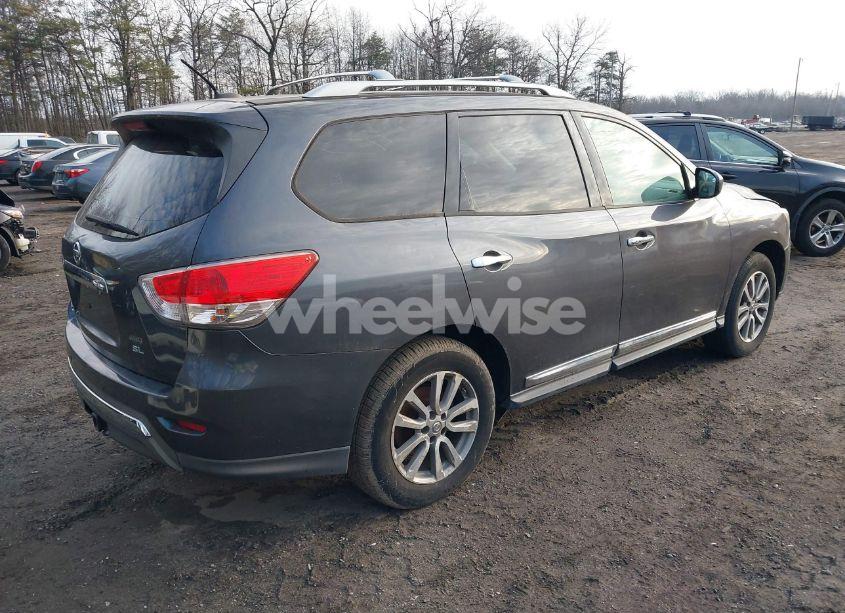 Photo 4 of 2013 Nissan Pathfinder SL (VIN 5N1AR2MM9DC609770)