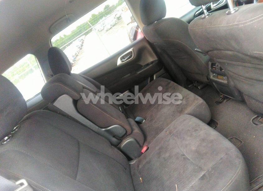 Photo 8 of 2013 Nissan Pathfinder SV (VIN 5N1AR2MM9DC613057)