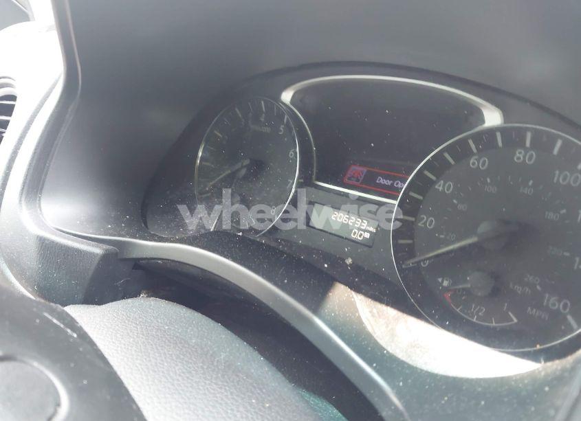 Photo 7 of 2013 Nissan Pathfinder S (VIN 5N1AR2MM9DC656765)