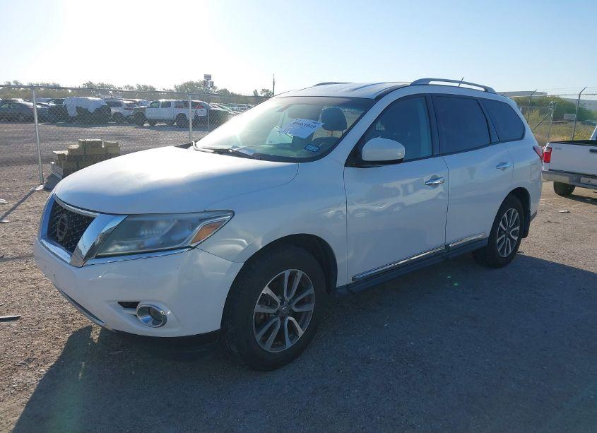 Photo 2 of 2013 Nissan Pathfinder SL (VIN 5N1AR2MM9DC673274)