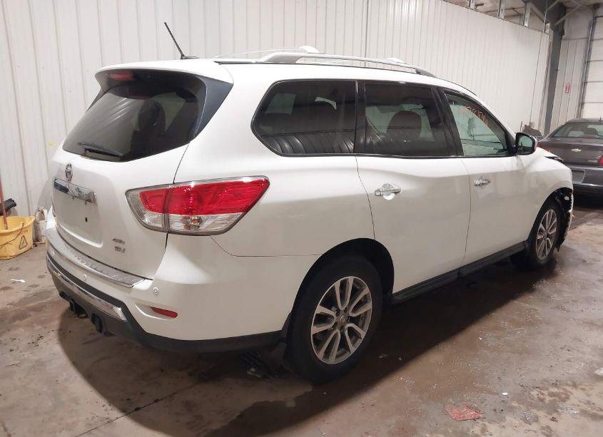 Photo 4 of 2013 Nissan Pathfinder SV (VIN 5N1AR2MM9DC688261)