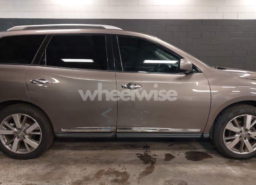 Photo 13 of 2013 Nissan Pathfinder PLATINUM (VIN 5N1AR2MM9DC689684)