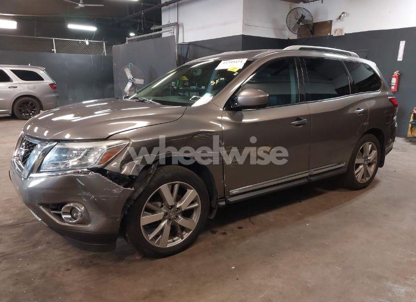 Photo 2 of 2013 Nissan Pathfinder PLATINUM (VIN 5N1AR2MM9DC689684)