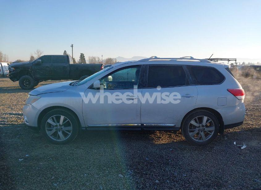 Photo 14 of 2014 Nissan Pathfinder PLATINUM (VIN 5N1AR2MM9EC676855)