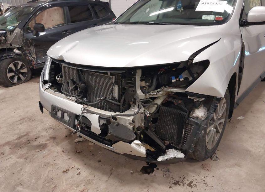 Photo 6 of 2014 Nissan Pathfinder SV (VIN 5N1AR2MM9EC689265)