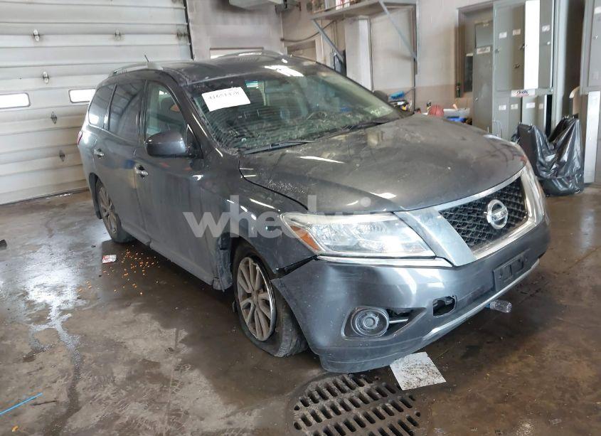 2014 Nissan Pathfinder SV (VIN 5N1AR2MM9EC694210) main photo
