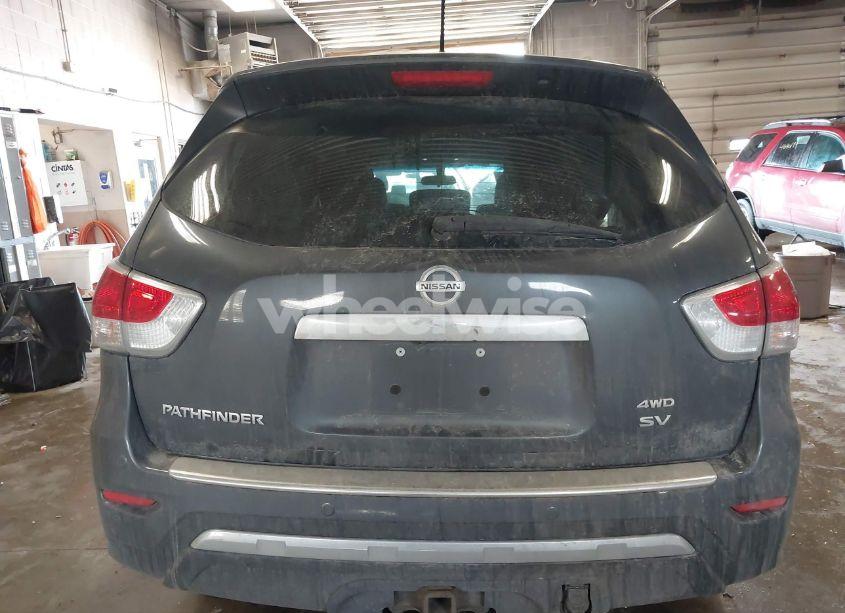 Photo 16 of 2014 Nissan Pathfinder SV (VIN 5N1AR2MM9EC694210)