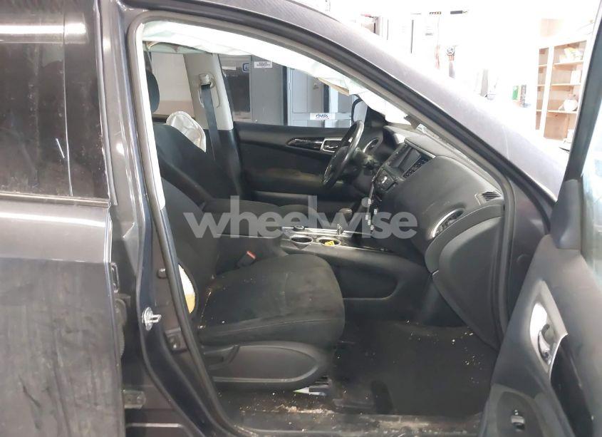 Photo 5 of 2014 Nissan Pathfinder SV (VIN 5N1AR2MM9EC694210)