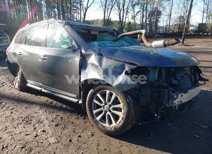 2014 Nissan Pathfinder SL (VIN 5N1AR2MM9EC695938) main photo