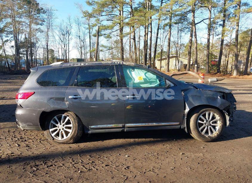 Photo 12 of 2014 Nissan Pathfinder SL (VIN 5N1AR2MM9EC695938)