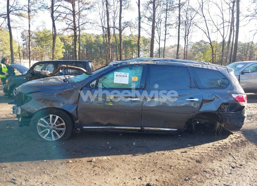 Photo 13 of 2014 Nissan Pathfinder SL (VIN 5N1AR2MM9EC695938)