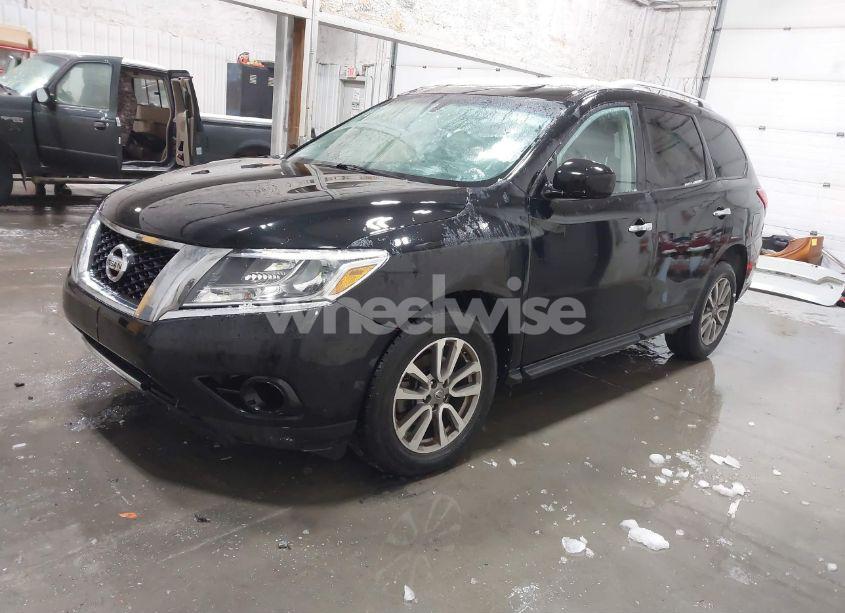 Photo 2 of 2014 Nissan Pathfinder PLATINUM/S/SL/SV (VIN 5N1AR2MM9EC699813)