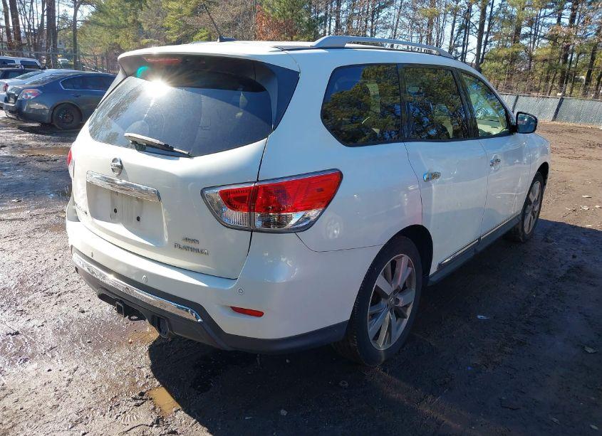 Photo 4 of 2014 Nissan Pathfinder PLATINUM/S/SL/SV (VIN 5N1AR2MM9EC707358)
