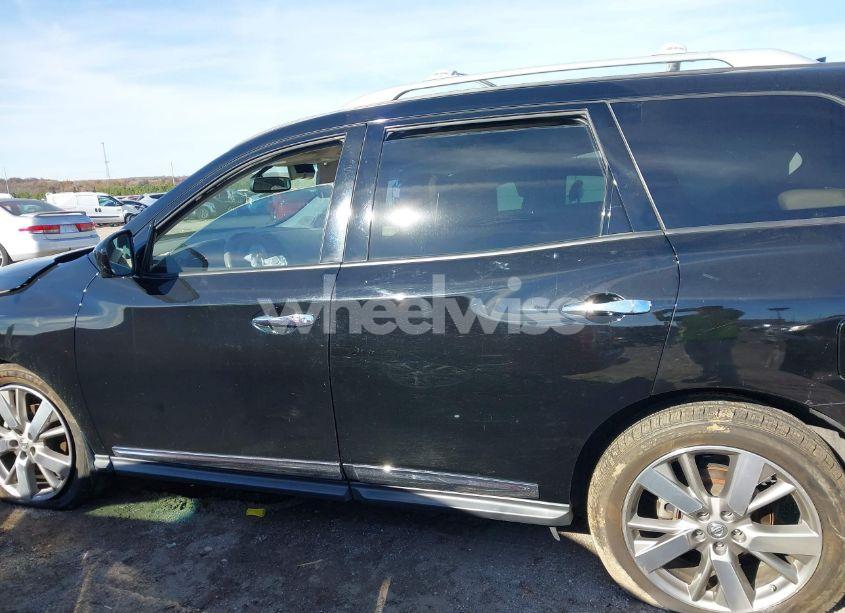 Photo 14 of 2014 Nissan Pathfinder PLATINUM/S/SL/SV (VIN 5N1AR2MM9EC707506)