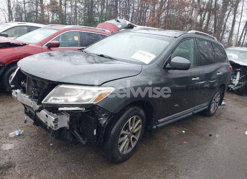 Photo 2 of 2014 Nissan Pathfinder SL (VIN 5N1AR2MM9EC709689)