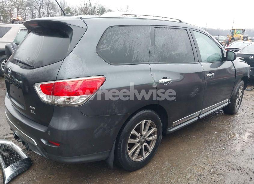 Photo 4 of 2014 Nissan Pathfinder SL (VIN 5N1AR2MM9EC709689)