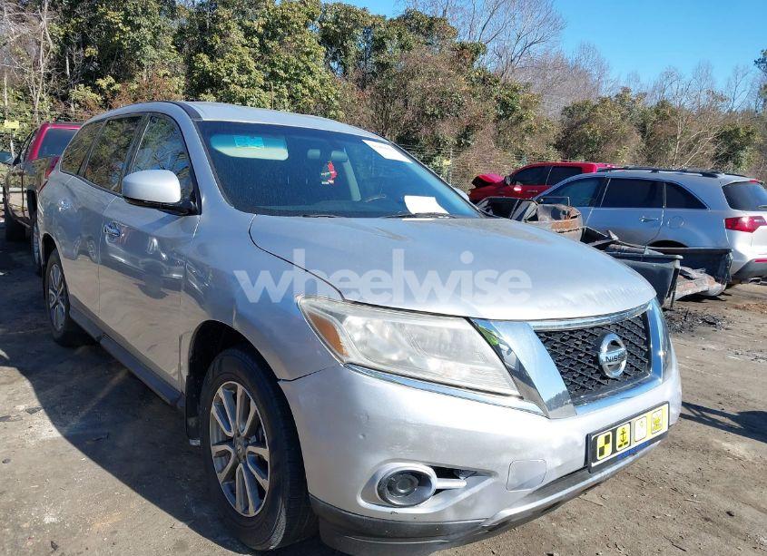 2014 Nissan Pathfinder S (VIN 5N1AR2MM9EC710664) main photo
