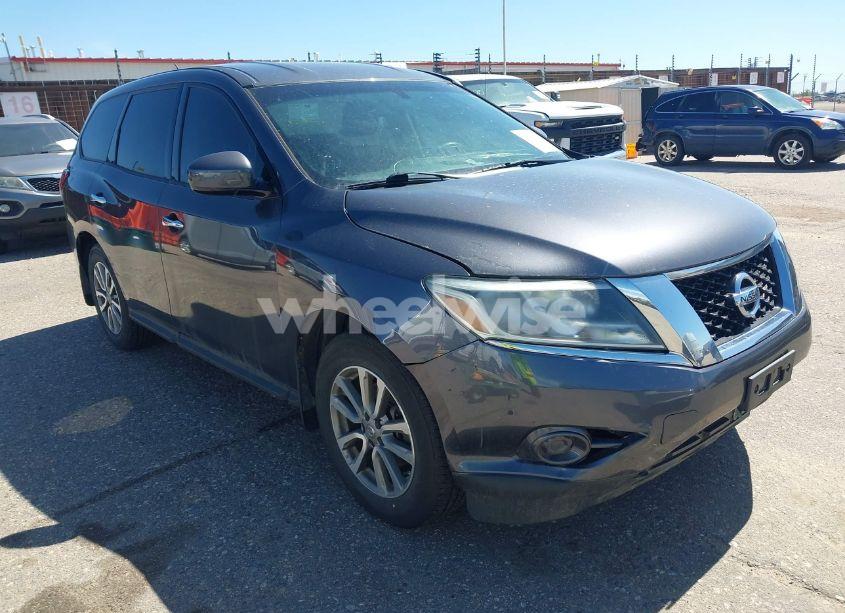 2014 Nissan Pathfinder S (VIN 5N1AR2MM9EC714794) main photo