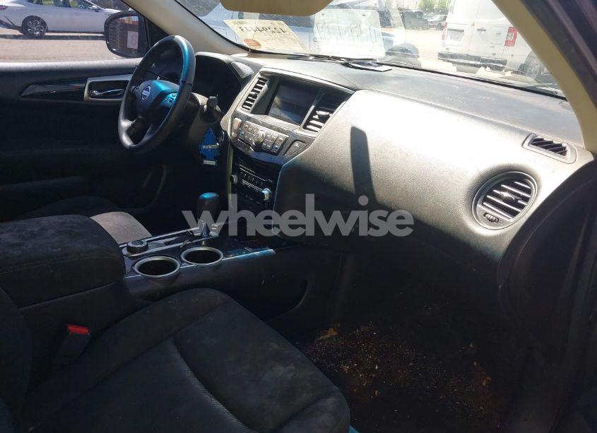 Photo 5 of 2014 Nissan Pathfinder S (VIN 5N1AR2MM9EC714794)