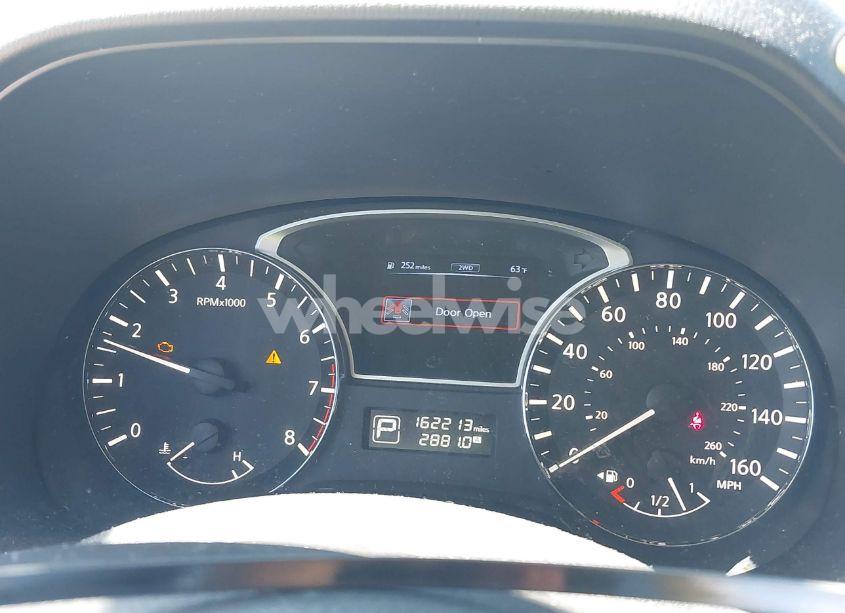 Photo 7 of 2014 Nissan Pathfinder S (VIN 5N1AR2MM9EC714794)