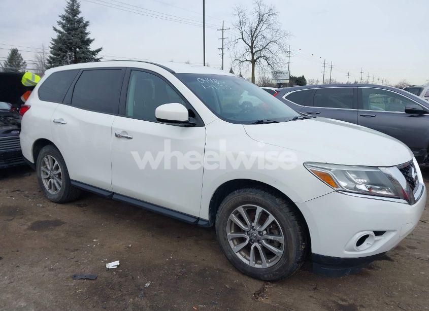 2014 Nissan Pathfinder S (VIN 5N1AR2MM9EC720448) main photo