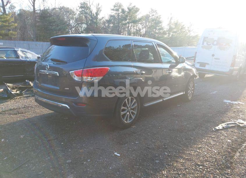 Photo 4 of 2014 Nissan Pathfinder S (VIN 5N1AR2MM9EC729084)